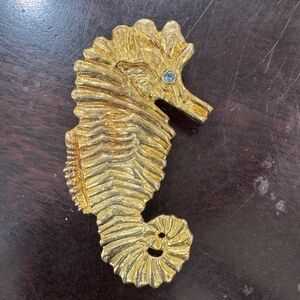 Gold plated handcrafted seahorse pendant